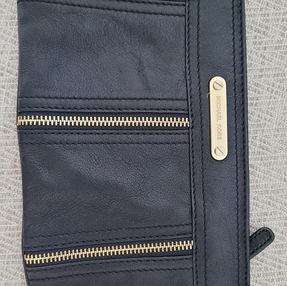 Michael Kors Clutch